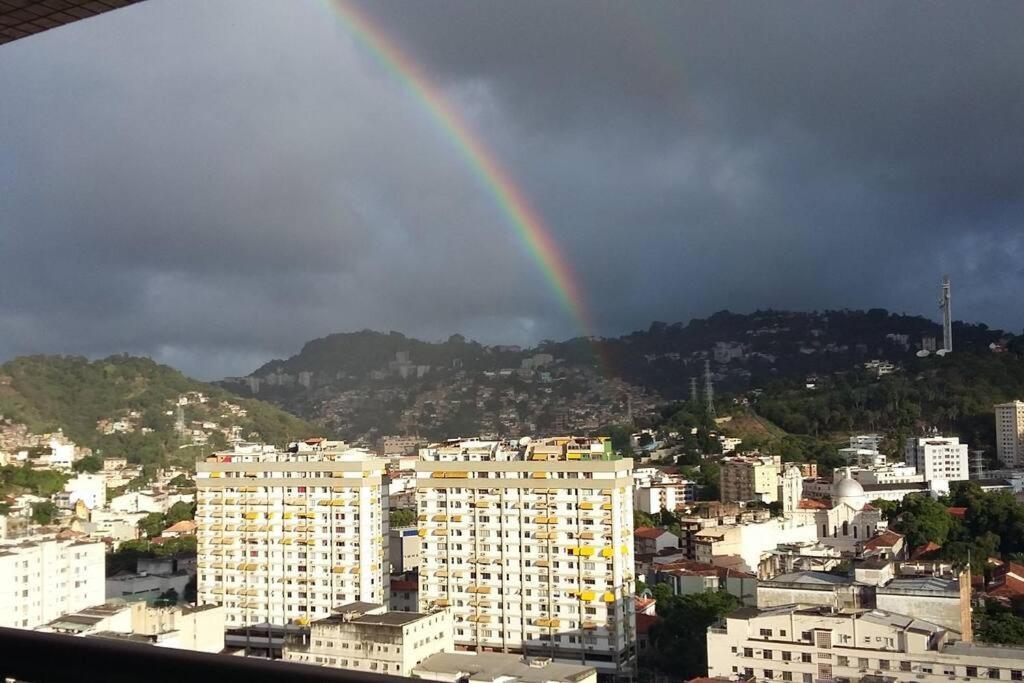 Apartamento Aquarela Carioca 