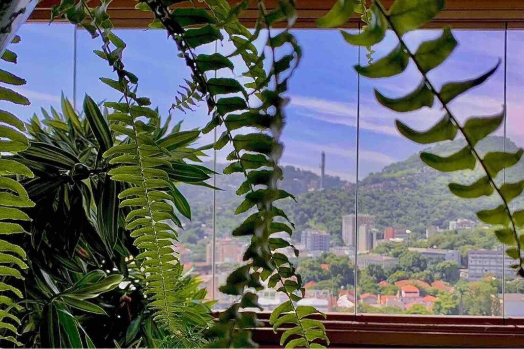 Apartamento Aquarela Carioca 